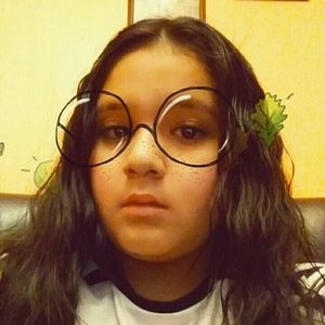 Meet your Posher, Jamile